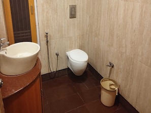 House | Bathroom