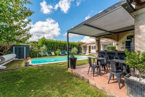 Studio 'Luberon' avec vue sur la montagne, Wi-Fi et climatisation