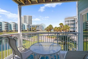 Signature Condo, 2 Bedrooms, Non Smoking, Bay View | Balcony view
