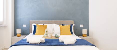 3 chambres, fer et planche Ă repasser, draps fournis