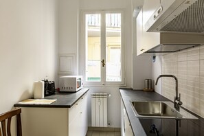 Fridge, microwave, toaster