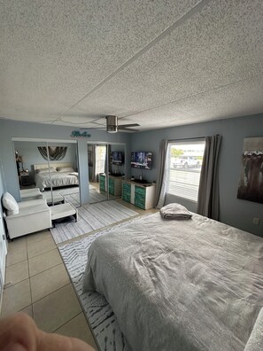 1 chambre, fer et planche Ă repasser, accĂšs au Wi-Fi (inclus)