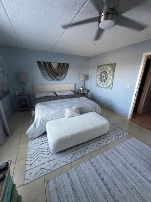 1 chambre, fer et planche à repasser, Wi-Fi gratuit, draps fournis