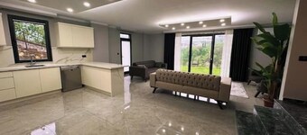 Greenplain Luxury