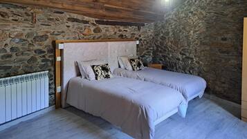 4 chambres, fer et planche Ă  repasser, Wi-Fi, draps fournis