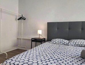 9 bedrooms, WiFi