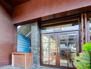 House | Reception