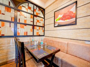 House | Dining