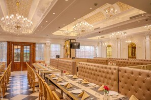 Breakfast, lunch and dinner served - Anant Palace Hotel (Navi Mumbai)