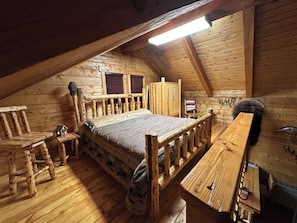 1 bedroom, bed sheets
