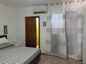 4 habitaciones y ropa de cama