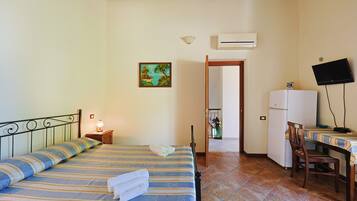 1 dormitorio y ropa de cama