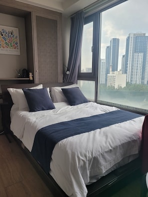 1 bedroom, iron/ironing board, WiFi, bed sheets