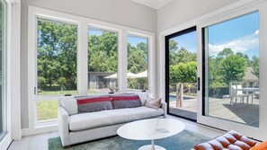 Smart-TV, Stereoanlage