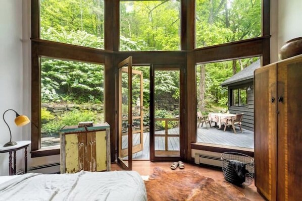 2 chambres, fer et planche à repasser, accès Internet, draps fournis