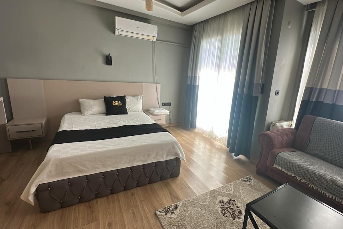 Standard Room, City View | Seterika/papan seterika