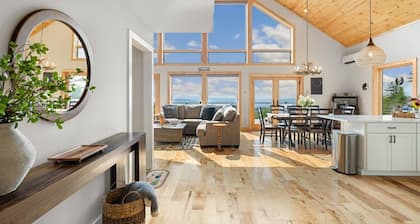 New! Saranac Lake Luxury Cabin • Incredible Views!