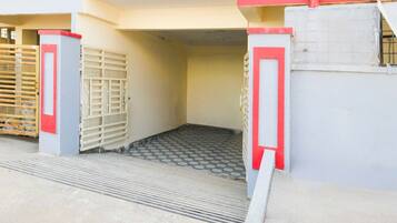 Rumah | Resepsionis