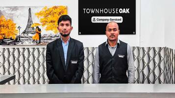 獨棟房屋 | 接待櫃台