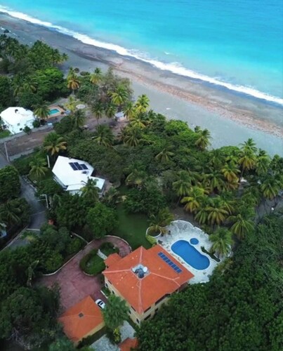  5-bedroom villa in Nizao