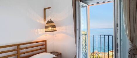 2 chambres, draps fournis