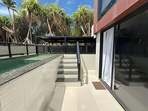 Basic Apartment | Pool