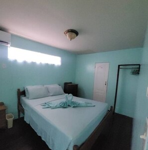 1 bedroom, WiFi - Axios Caye Caulker 1Bdrm Condo A/C Kitchen Wifi (Caye Caulker)