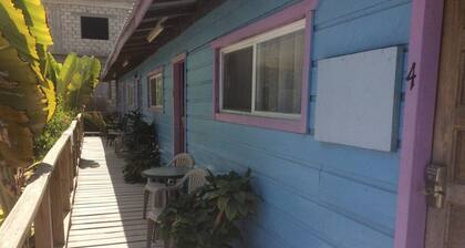 Axios Caye Caulker 1Bdrm Condo A/C Kitchen Wifi