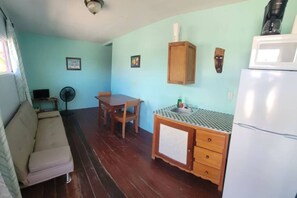 TV - Axios Caye Caulker 1Bdrm Condo A/C Kitchen Wifi (Caye Caulker)