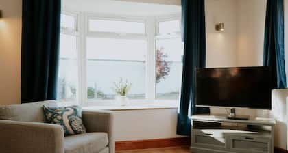 The Bird’s Nest – Coastal Retreat & Pet Friendly