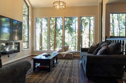 Sierra Cabin Retreat-Lake View and Trails