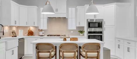 Microwave, oven, stovetop, dishwasher