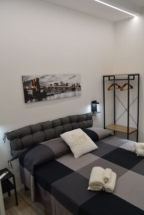 2 Schlafzimmer, Bügeleisen/Bügelbrett, kostenloses WLAN, Bettwäsche