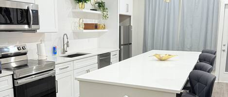 Microwave, oven, stovetop, dishwasher