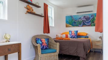 1 bedroom, WiFi, bed sheets