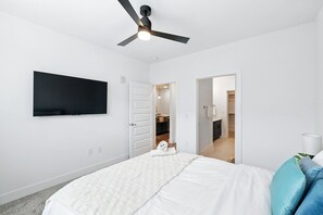 2 habitaciones, tabla de planchar con plancha y wifi gratis