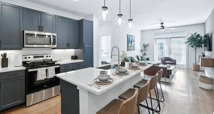 Grayson 13044 Luxury Living DT Fort Worth 2B2B