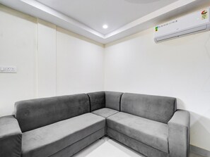 House | Reception