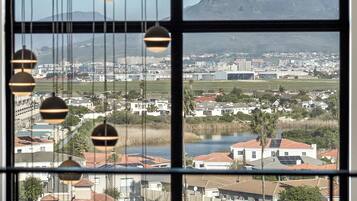 Apartment, 2 Double Beds, Pool Access, Ocean View (Villa Italia) | Interior