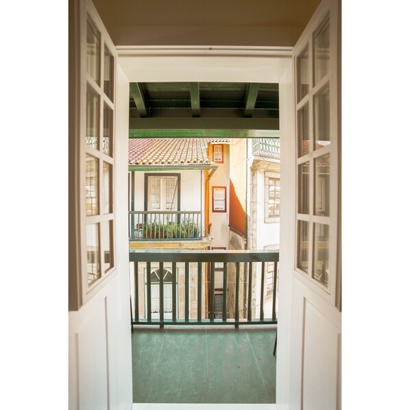 Perhehuoneisto, parveke, kaupunkinäköala | Terassi/patio