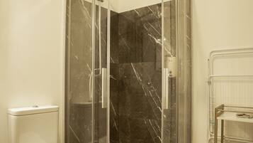 Appartement, vue ville | Salle de bain