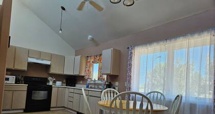 Centrally-located home in beautiful, quiet, La Mesilla!