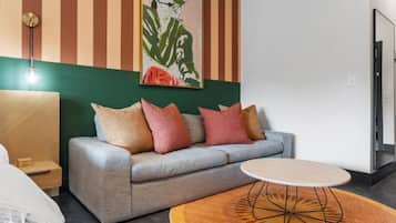 Deluxe Studio, 1 King Bed with Sofa bed | Living area
