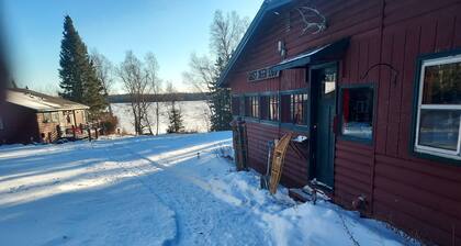 BLUE MOOSE LODGE
Grand Marais
RUSTIC CABIN on Devil Track Lake