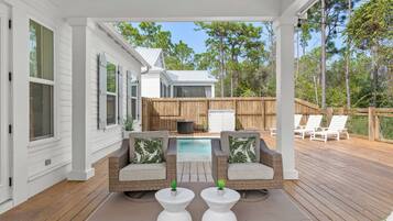 House (1 Bedroom) | Interior