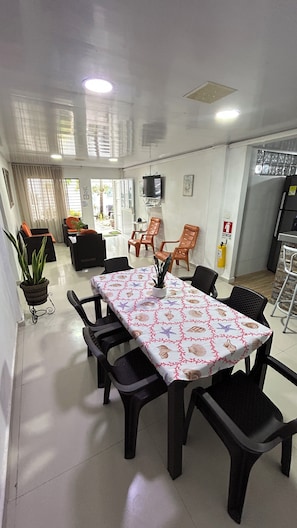 Family Apartment, 2 Bedrooms, Patio | Living area