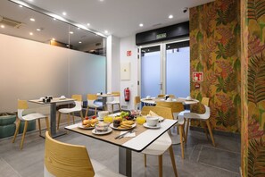 含每日歐陸早餐