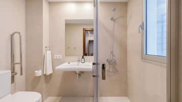 Deluxe-Doppel- oder -Zweibettzimmer, Stadtblick | Zimmerausstattung