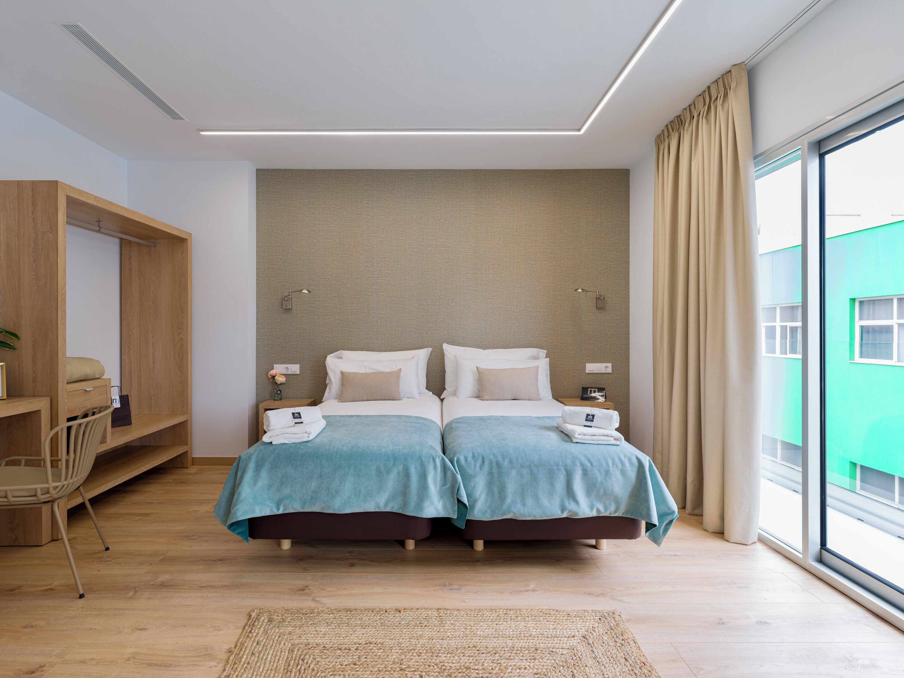 Room amenity