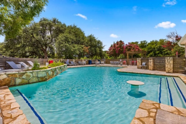 Pool - Cushy 2BD Apt | Austin Texas (Austin)